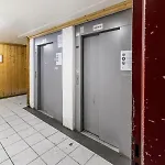 Neves - Location: Pour 4 Personnes Dans Un Quartier Jeune Et Anime Апартаменты *