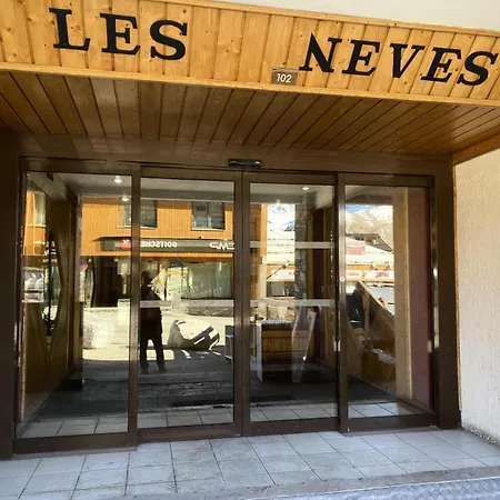 شقة Neves - Location: Pour 4 Personnes Dans Un Quartier Jeune Et Anime *