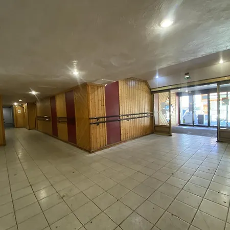 Neves - Location: Pour 4 Personnes Dans Un Quartier Jeune Et Anime فال تورُن